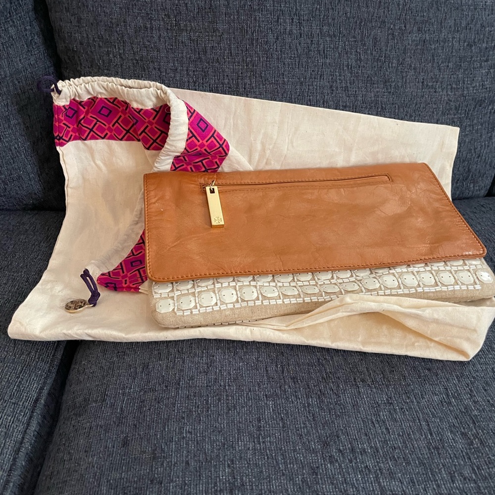 Rare Tory Burch Clutch Linen, Leather & Pallets